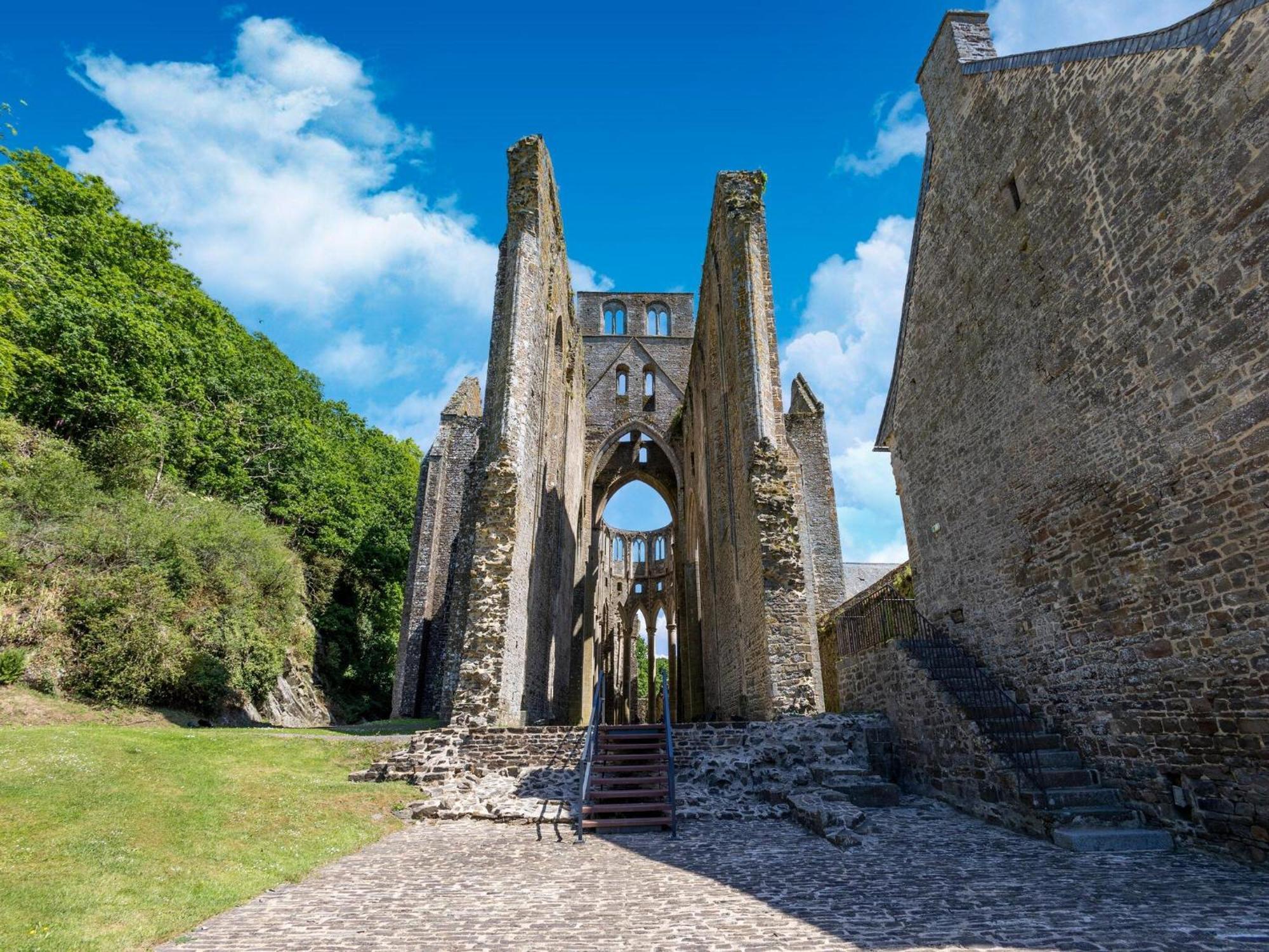 Attractive Holiday Home Near The Normandy Beach Saint-Germain-sur-Ay Экстерьер фото